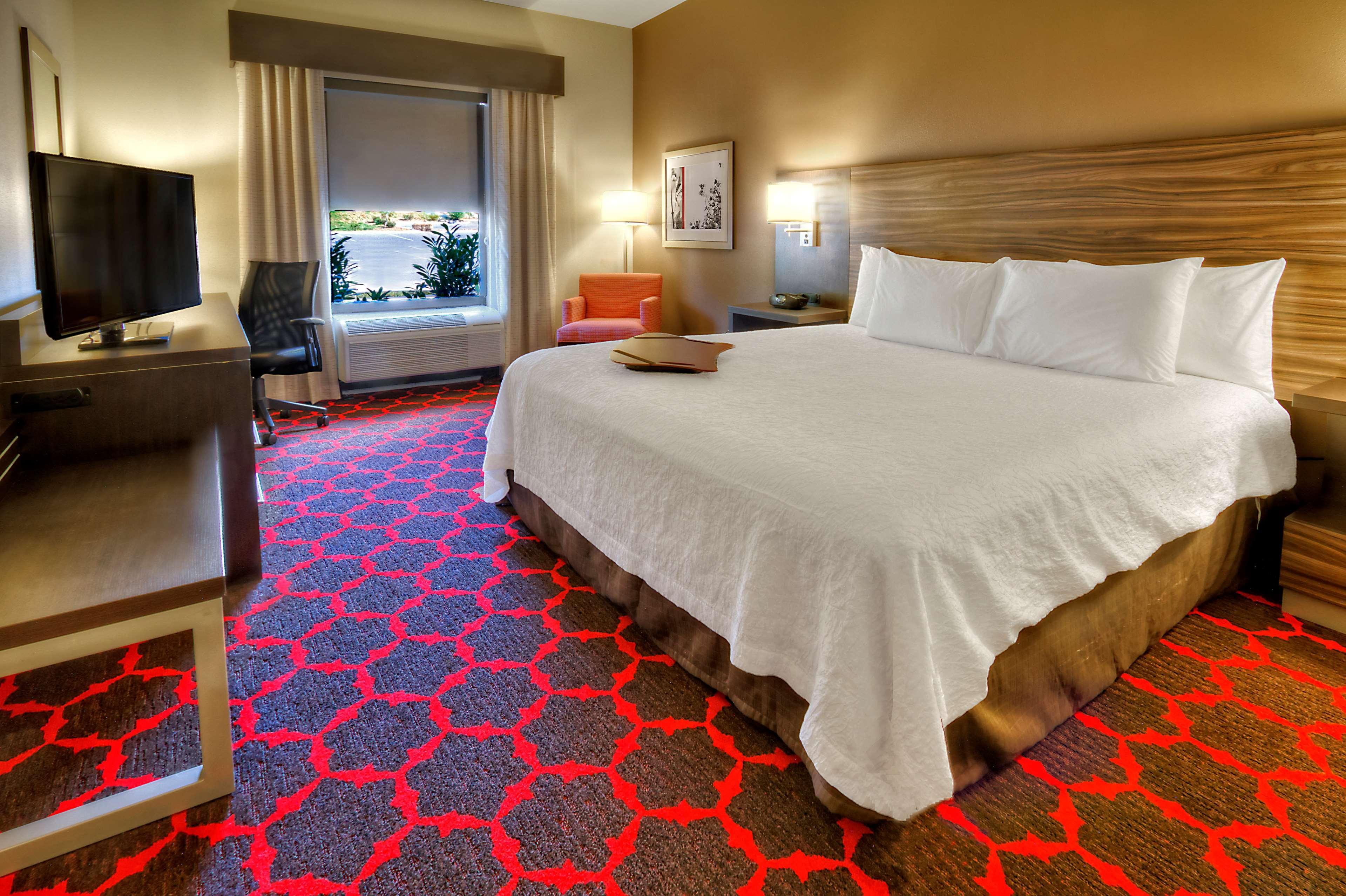 Hampton Inn Cookeville Exterior photo