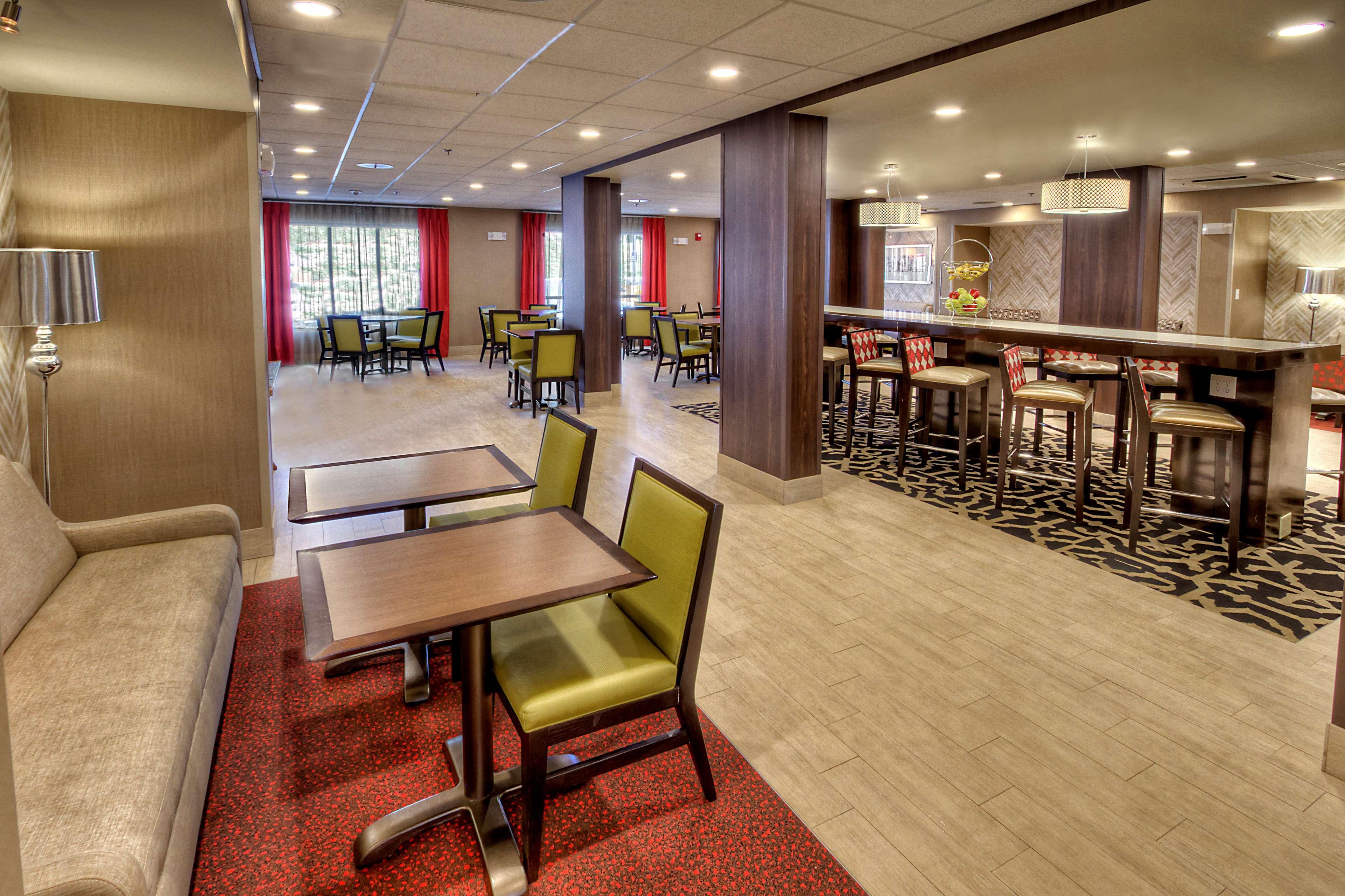 Hampton Inn Cookeville Exterior photo